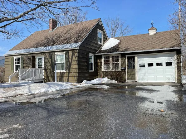 47 Maple St, Presque Isle, ME 04769