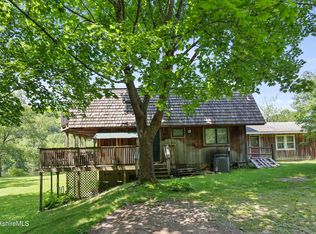 3949 Jacobs Ladder Rd, Becket, MA 01223