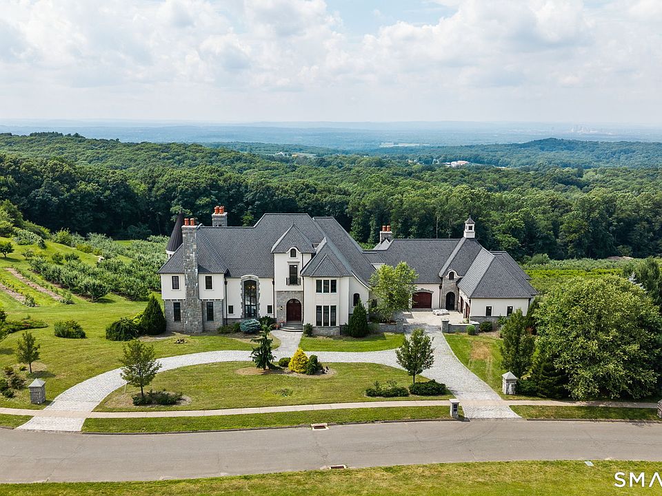 1st image of 105 Crystal Ridge Road