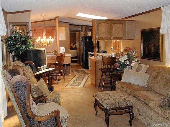 4th image of 1097 Northwood Dr
