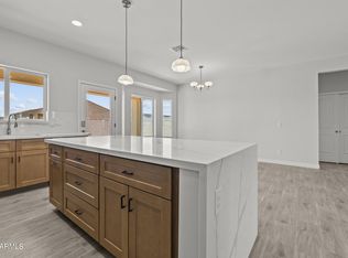 14210 S Capistrano Rd, Arizona City, AZ 85123