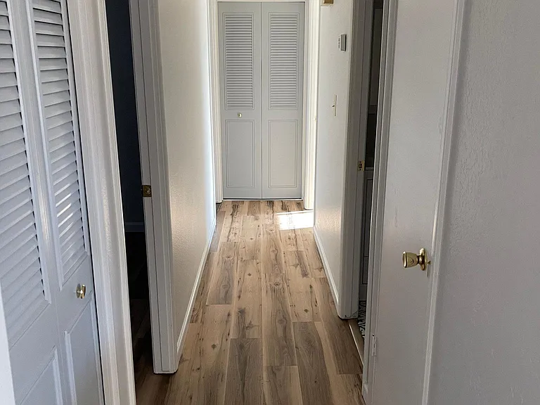 3443 E Poinsettia Dr — Photo 8