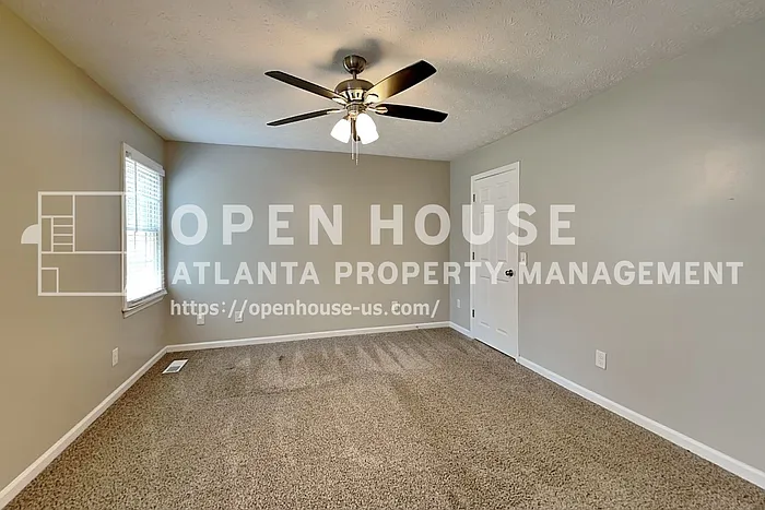 604 Dillon Dr — Photo 9