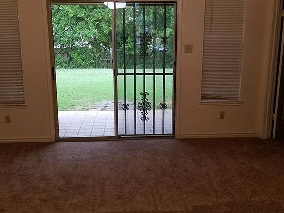 5th image of 4805 Shawn Dr