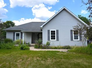 330 Baker St, Manchester, MI 48158
