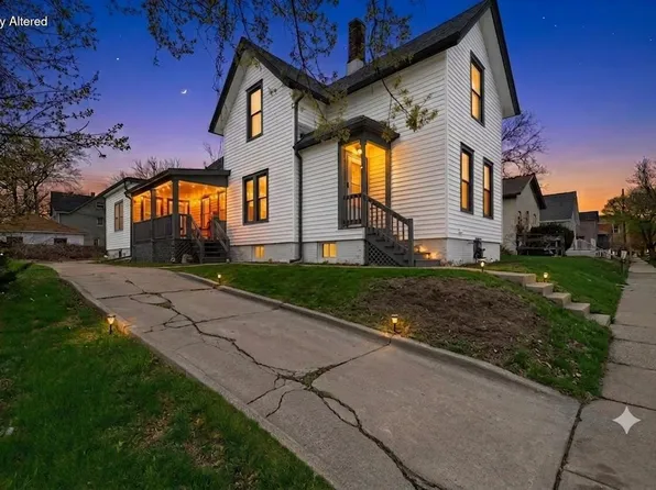 1220 N Wisconsin STREET, Racine, WI 53402