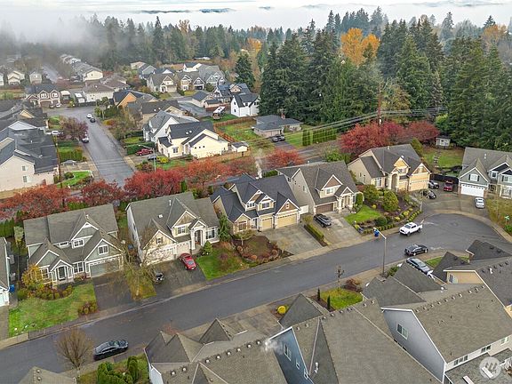 3rd image of 1913 32nd Avenue Ct SW