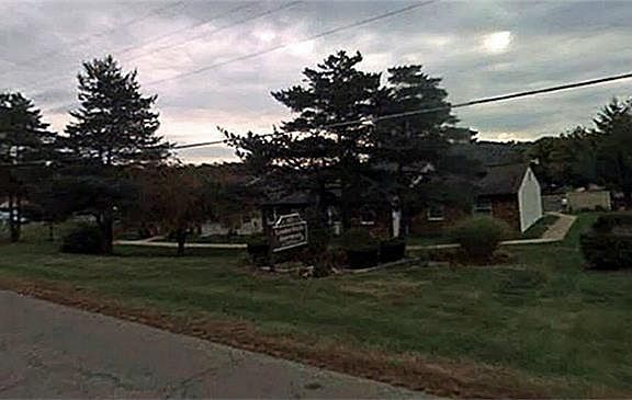 2nd image of 803 S Mount Vernon Ave