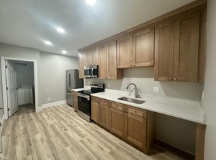 106 Myrtle St #1, Manchester, NH 03104