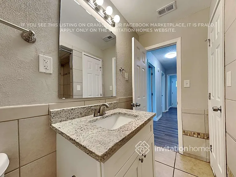 124 Plaza Dr — Photo 16