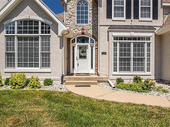 5th image of 4113 NE Georgian Cir