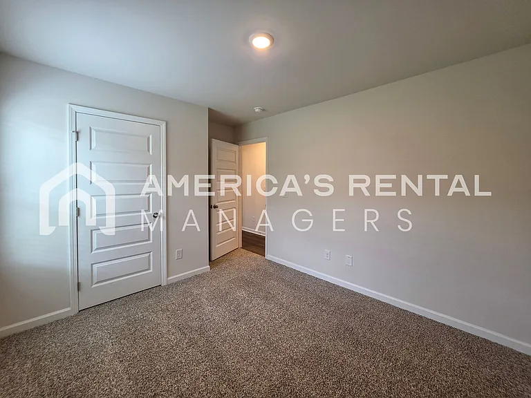 124 Jonboy Ave — Photo 36