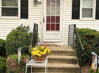 61 Commodore Cmns UNIT 61, Derby, CT 06418