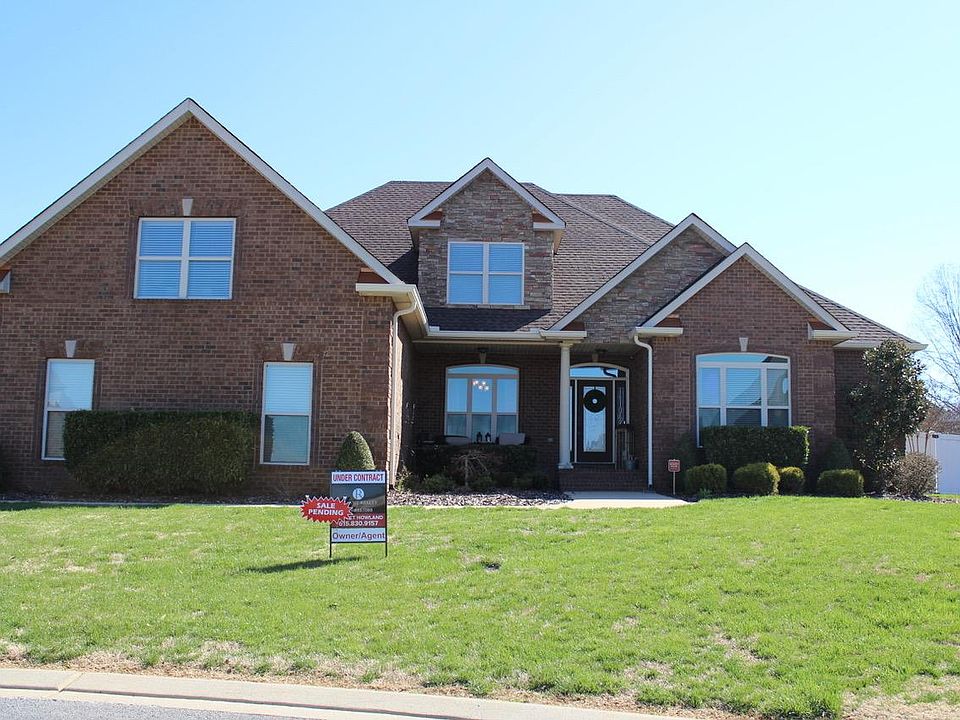 1st image of 2423 Norris Ln