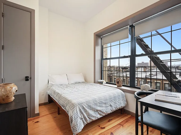 209 W 135th St #1 — Photo 2