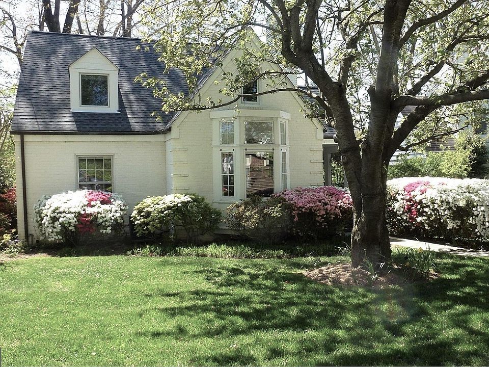 1st image of 886 N Kentucky St