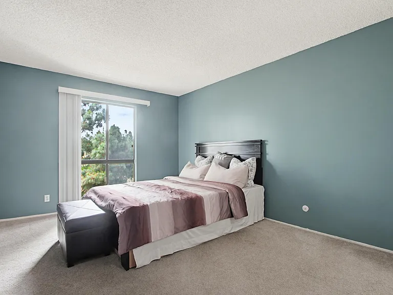 7858 Cowles Mountain Ct #D27 — Photo 16