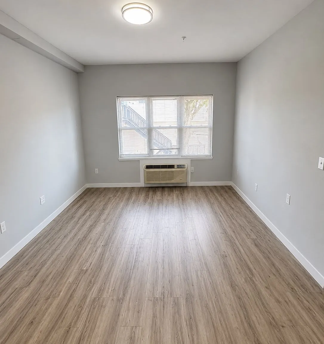 1 bed, $1,718 — Photo 3