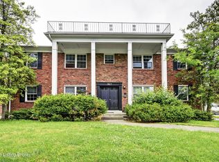 1807 Bashford Manor Ln, Louisville, KY 40218