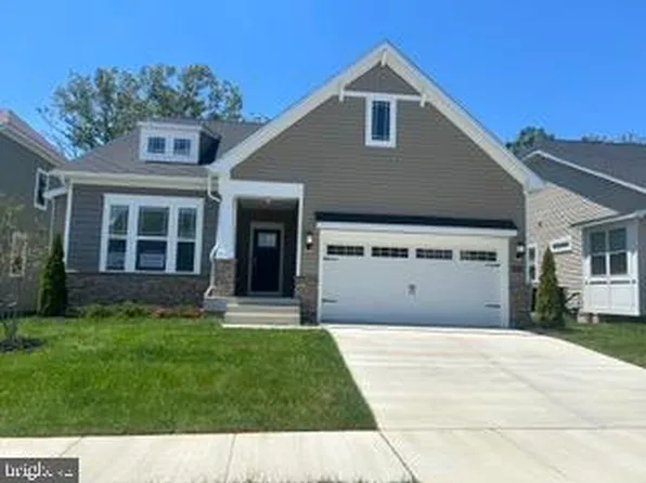10083 Shenandoah Ln, White Plains, MD 20695