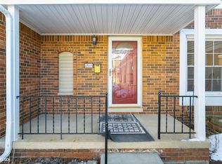 3505 Crooks Rd, Royal Oak, MI 48073