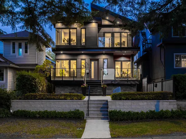 426 W 17th Ave, Vancouver, BC V5Y 2A2