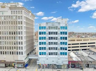 540 Ouellette Ave #7B, Windsor, ON N9A 1B7