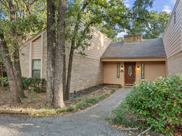 2215 Timber Creek Trl, Flower Mound, TX 75028