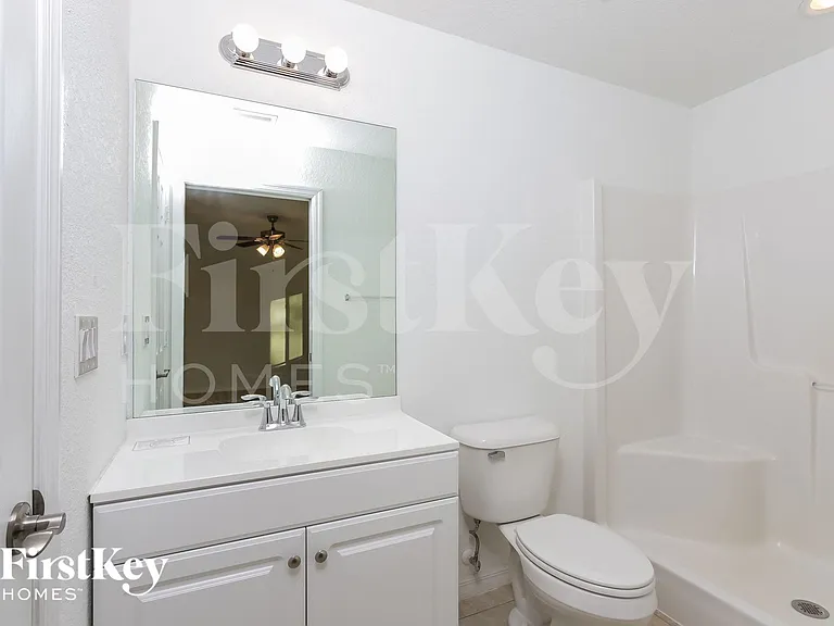 5569 Landry Ave — Photo 9