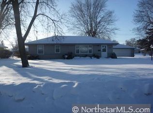 6909 Bethia Ln, Minneapolis, MN 55428