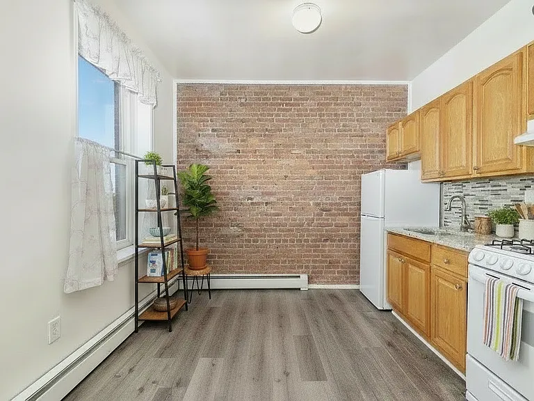 43 Fulton St #2A — Photo 6