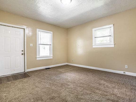 5th image of 1812 E Kelly St