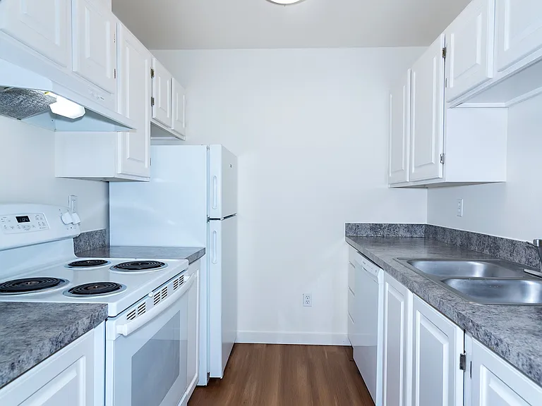 University Place (Renovated) Kitchen