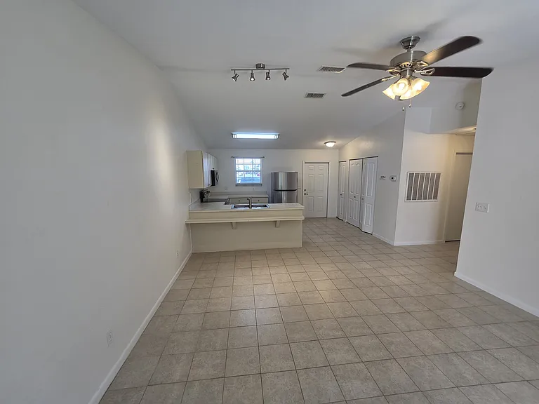 9013 San Carlos Blvd — Photo 6