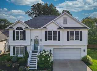 133 E 289th St, Willowick, OH 44095
