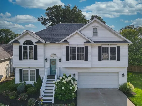 133 E 289th St, Willowick, OH 44095