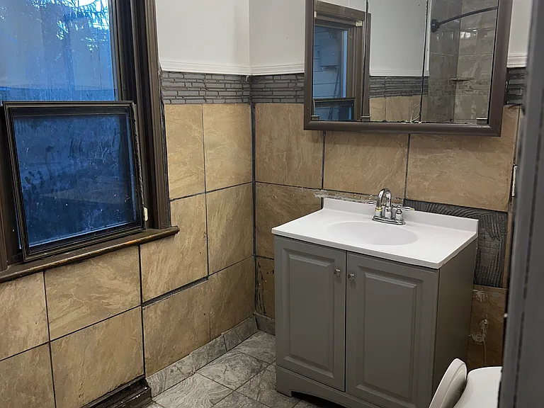 4501 Katherine St — Photo 15