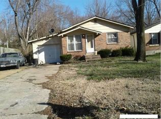 7441 Blanding Dr, Saint Louis, MO