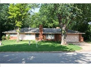502 S 10th St, Yukon, OK 73099