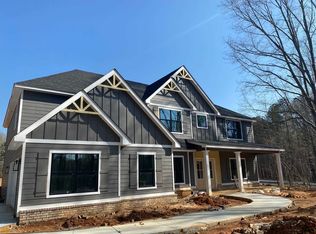 415 Paynes Lake Rd, Carrollton, GA 30116