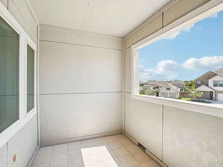2034 Egret Ave — Photo 15