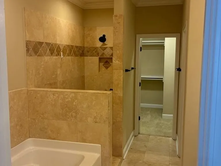 102 Miller Ct — Photo 23
