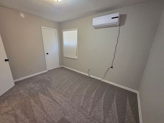 3rd image of 3001 Curtis Dr Unit A