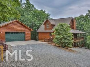 349 Reindeer Ln, Talking Rock, GA 30175