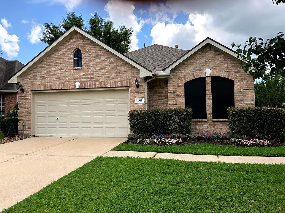 Great curb appeal.