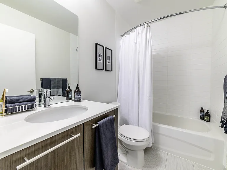 123 Parkway Forest Dr — Photo 7