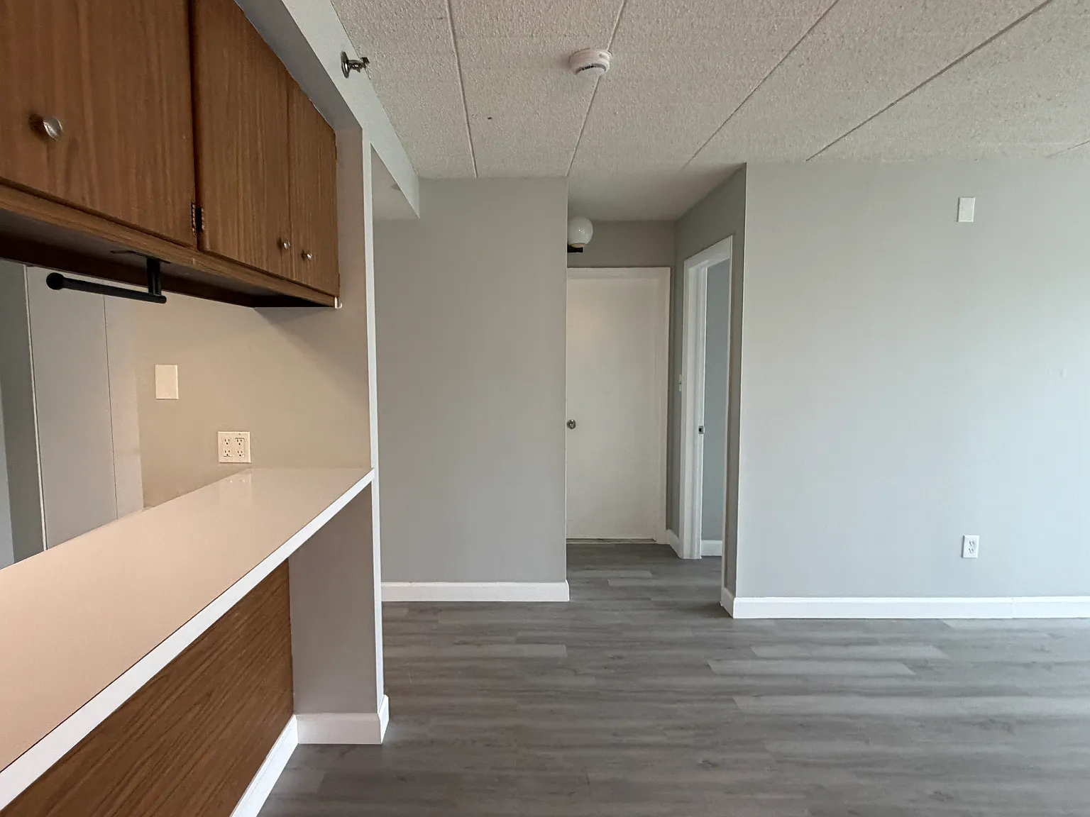 83 Scovill St — Photo 4