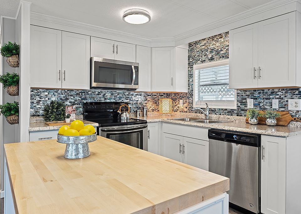 240 San Carlos St, Nokomis, FL 34275 Zillow