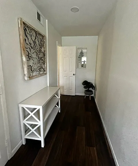 1421 Lake Shore Dr — Photo 10