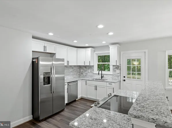 211 Fathom Cv, Stafford, VA 22554